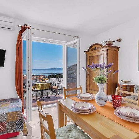 Apartments Lucija Baska Voda Exterior photo